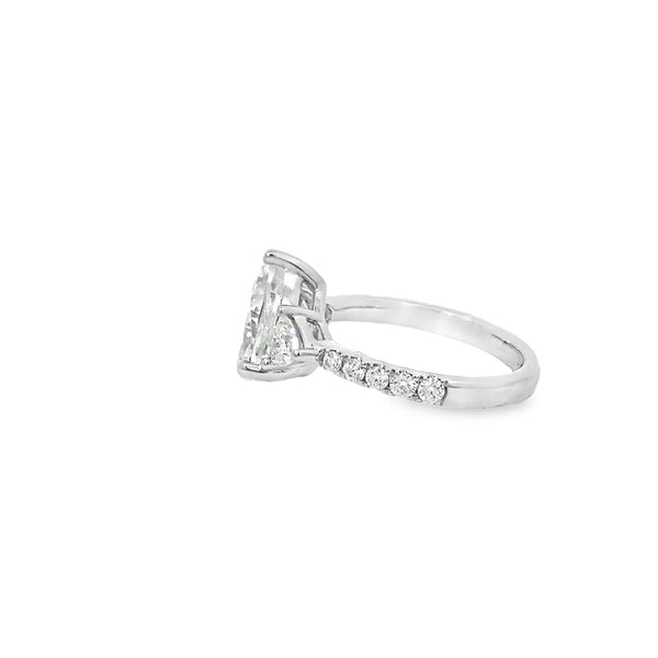 The PEAR fect Engagement Ring